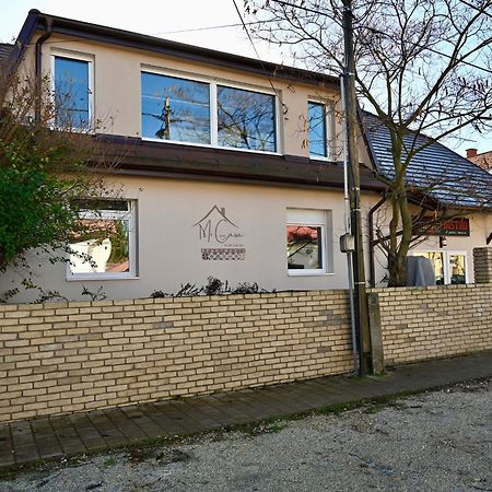 Appartamento Mi Casa Rustica Mosonmagyaróvár Esterno foto